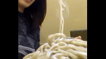 Tetes Sperma Usai Makan Siang — Www.filmed.love