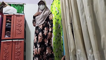 Guru Kepergok Murid Lagi Asyik Coli, Langsung Diajak Main Bareng.