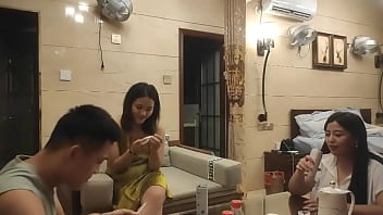 Gadis Tionghoa Seksi Bergaya Yang Bikin Ngiler, Tubuhnya Bak Perawan Muda