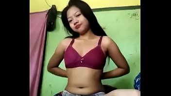 Siska Menggoda Sampai Memeras Air Mani Dengan Nikmat