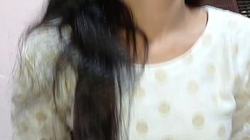 Malam Panas Punjabi: Adegan Mesra Indah Ibu Tiri Desi Dan Putra Tiri Dengan Suara Menggairahkan – Video Seks Hd Penuh Nafsu Dari Desislimgirl