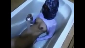 Gadis Berhijab Tapi Menggoda Dan Panas Membara