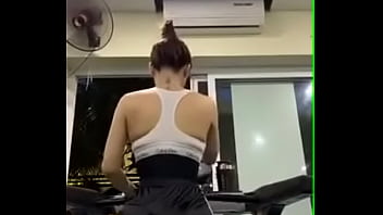 Live Stream Nóng Bỏng Của Cô Trang