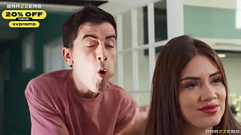 Sara Blonde, Si Pirang Seksi, Siap Dipenuhi Di Brazzers! Masukkan Kode Xvpromo Untuk Pengalaman Lebih Panas.