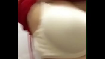 Masturbasi Dengan Penuh Nafsu