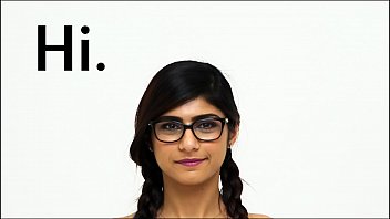 Mia Khalifa – Aku Mengajakmu Menikmati Closeup Tubuh Arab Sempurna Yang Menggoda Dan Memanas
