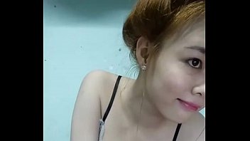 Gadis Seksi Vietnam Yang Menggoda