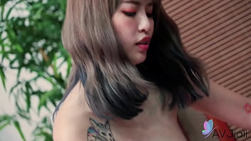 Gadis Tiongkok Nakal Ngeseks Dengan Pria Gendut.