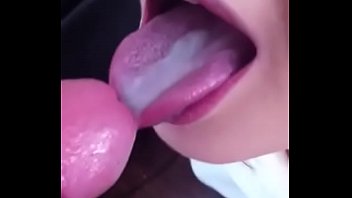 Milf Tante Seksi Yang Bikin Ngeri
