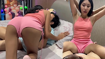 Kakak Tiriku Yang Hot Memuaskan Nafsu Gila, Dia Malah Mengizinkanku Rekam Aksi Mesum Kami!