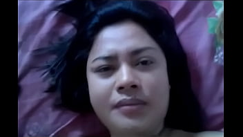 Mami Indonesia Panas Menggila Dengan Teman Suami, Roni