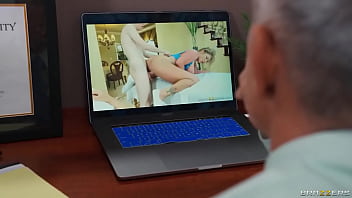 Anal Jumat Santai Kenzie Taylor / Brazzers / Masukkan Kode Xvpromo Di Situs Resmi Untuk Diskon