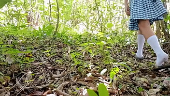 Gadis Filipina Nakal Ketemuan Diam-diam Sama Satpam Sekolah Di Hutan Terus Ngentot Sampe Crot Di Dalem