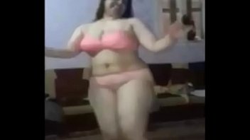 Tarian Arab Yang Menggoda Dan Menggairahkan