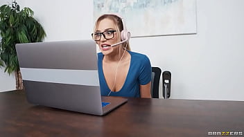 Basah Basah Di Kantor, Blake Blossom Menggoda Dan Menggairahkan Di Brazzers, Gunakan Kode Xvpromo Untuk Diskon Eksklusif